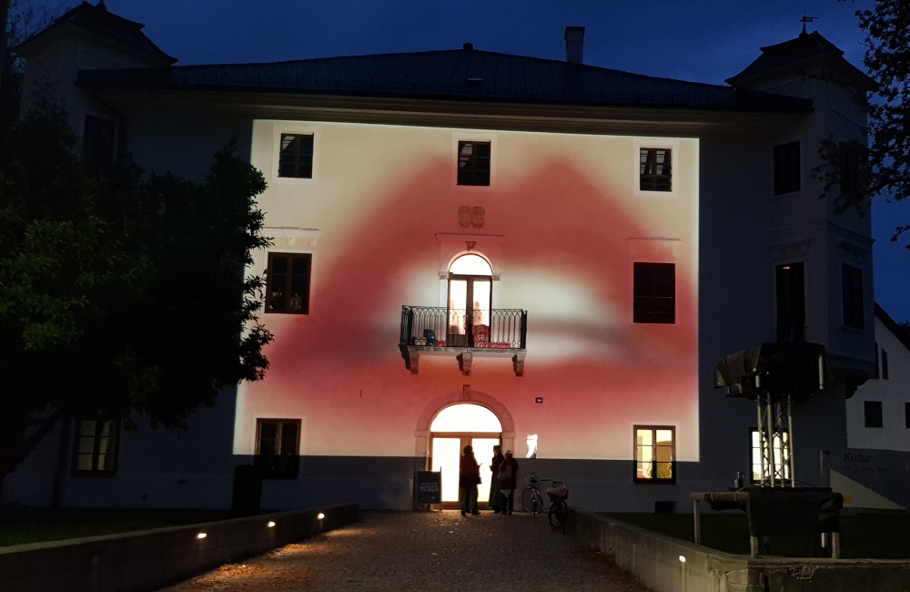Fassadenprojektion für das Dinzlschloss Villach