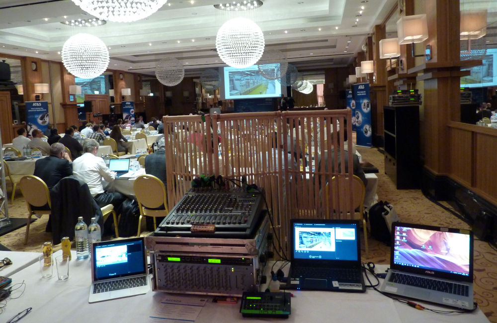 Technikplatz FoH, Bühne mit Videoprojektion im Falkensteiner Schlosshotel Velden für TIQA Werbe- & Marketing GmbH AT&S
